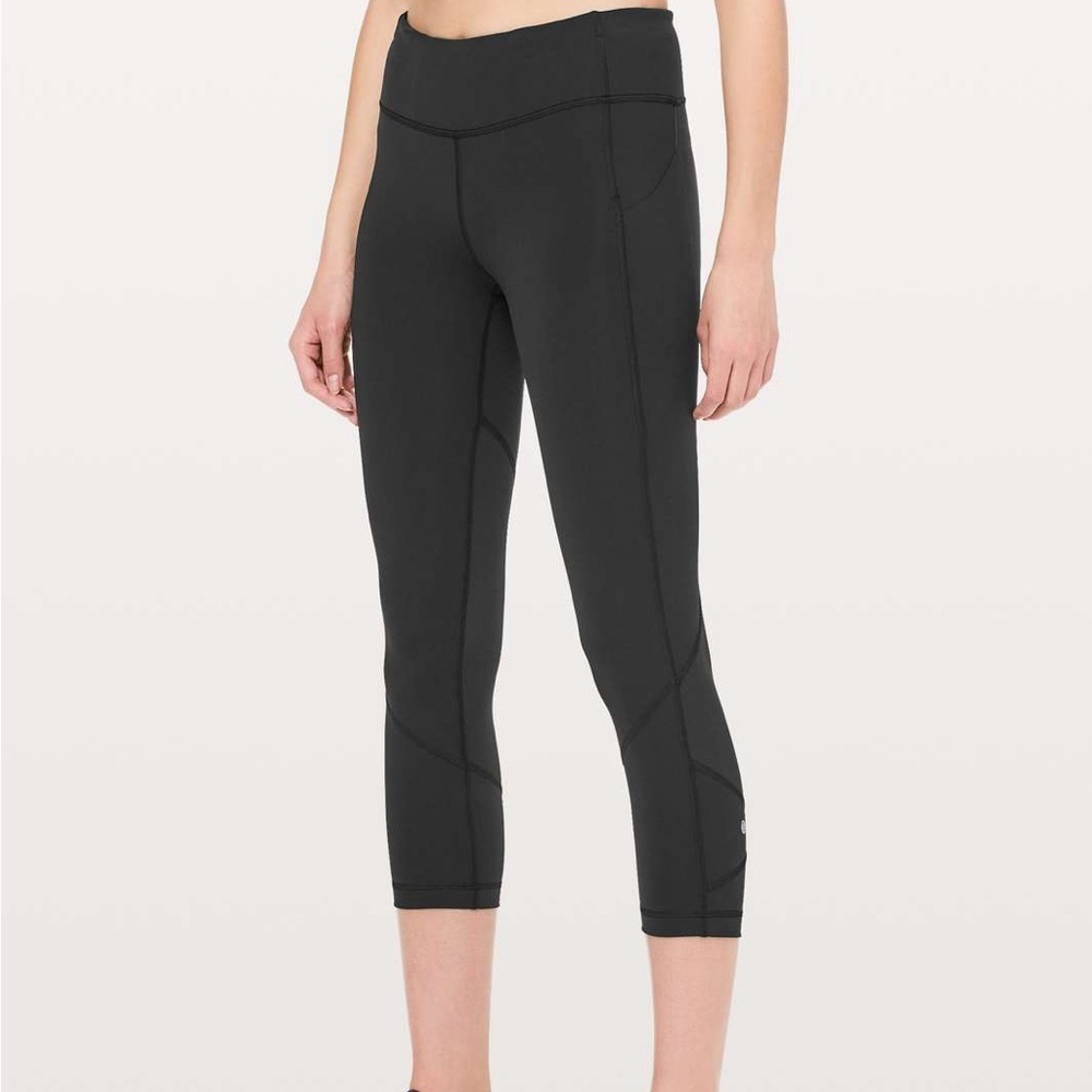 Lululemon Pace Rival black Crop leggings 22" - size 4